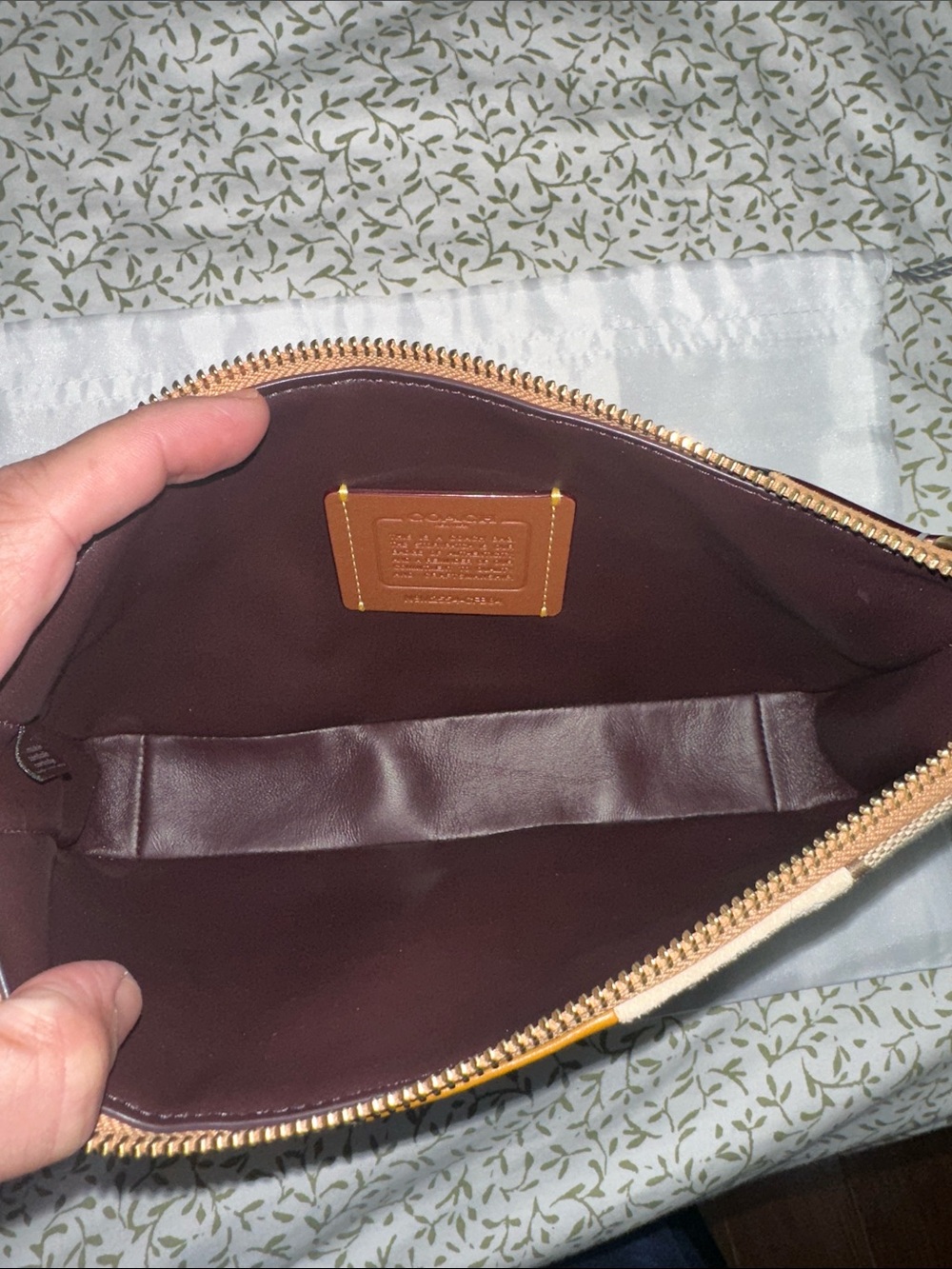 Coach Plaza 25 Patchwork Shoulder Bag - Picture 5 of 5